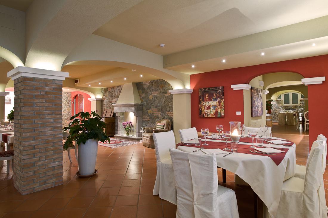 Hotel&restaurant Casolare Le Terre Rosse 3*